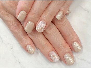 ネイルズ アヴァンティ(Nails Avanti)/定額デザインジェル アート4本