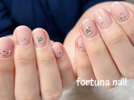 シンプル　ネックレス風ネイル
