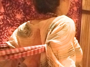 タイ王宮式リラクゼーションサロン 伊織/タイ式・テーブルタイ