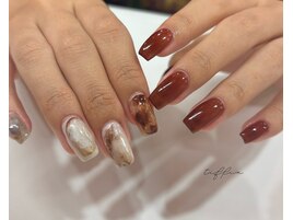 ～秋色アシメネイル～