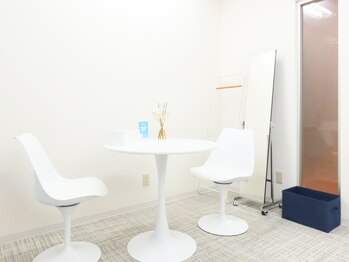 ニコ 西葛西店(nico)の写真/《ペア割あり◎》2人同時での予約がお得♪キレイをシェアできる！白い歯で第一印象もUP♪