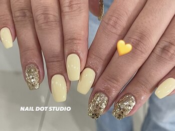 ネイルドットスタジオ 堺筋本町(NAIL DOT STUDIO)/バターイエローネイル