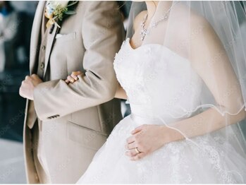 ブランフルレット 麻布十番の写真/背中のお肉や二の腕のたるみ改善に◎気になるお悩みに合わせた集中ケア!結婚式前にドレス姿をより美しく♪