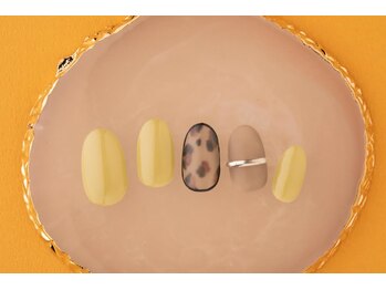 エムスラッシュ フィール 東戸塚店(M.SLASH)/