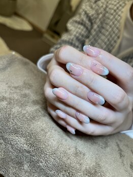 ティアベス(Tia Bess)/チークネイルマグネット