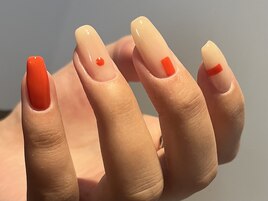 オレンジ×ベージュ