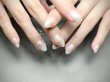 フローフェン(Floofen)/ニュアンスネイル