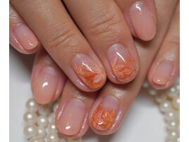 紅葉で秋ネイル