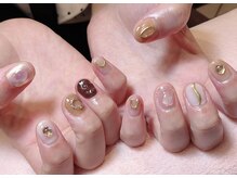 ジェイノヴァール(Jnovart)/