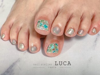 ネイルアトリエルカ(nail atelier LUCA)/M-832 大人可愛いステンドグラス