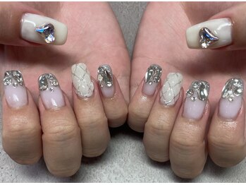 ネイルサロン ビューティーマジック 川口店/ビジューネイル