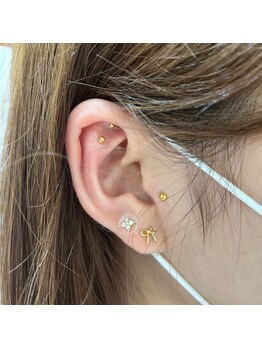 ミー(me.)/耳つぼジュエリー