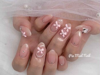 ピオミエルネイル 新宿(pio miel nail)の写真/《かわいいデザイン豊富♪》シンプルだけどお洒落に可愛く☆高技術×丁寧な施術であなたの理想の指先に！