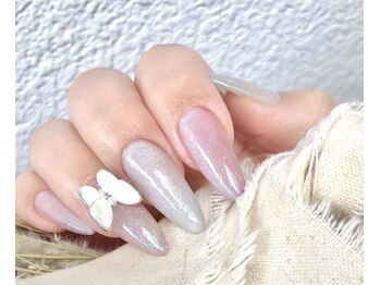 ネイルアンドアイラッシュスタジオ シュシュ(chouchou)/オーロラマグネット♪バタフライ