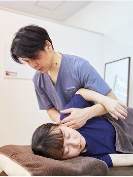 そりまち整体院/歪んだ関節の調整