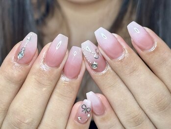ウサギネイル 新大久保店(usagi nail)/グラテーションネイル