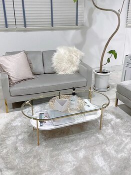 ルミナ(LUMNA)/サロン内観