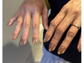 ゴールドマグネットネイル