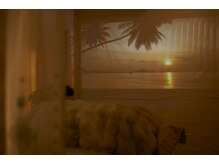 ワンルームの小さなサロンです