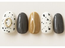 テテドットジェイ(Tete.J)/BR5　5500円（甘皮ケア込み）