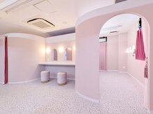 エニー 南越谷店(eny)/広々としたメイクブース♪