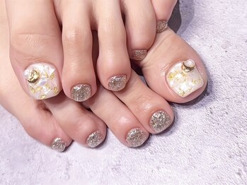 ネイルアンドアイラッシュ シシュ なんば本店(nail&eyelash SyiSyu)/親指アート フットネイル