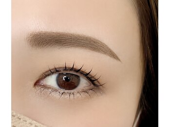 グラッドアイラッシュ(GLAD eyelash)/中顔面短縮効果!ラッシュリフト