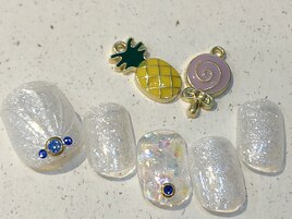 人魚のうろこネイル