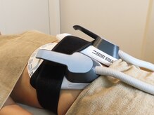 プライベートサロンJ 麻布十番/【EMS筋肉運動（腹部）】