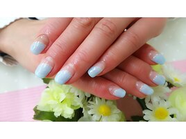 ラメブルー斜めフレンチネイル