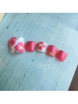 エクリュ(ecru)/