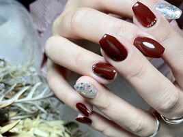 深みボルドーの秋冬ネイル＊