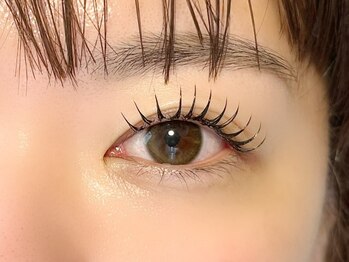 シア(Cia)の写真/一重・奥二重の方もお任せ♪LED・パーマ×マツエク対応◎自まつげを活かして、ぱっちり華やか目元を実現★