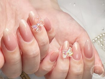 アールビー ネイル アンド アイラッシュ 天六店(RB_nail&eyelash)の写真/天神橋筋/天満のネイルサロン4000円以下で叶う。豊富なヌーディーカラーで感度高く指先まで美しく仕上げる