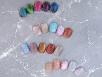 カカネイルズ(Kaka nails)の写真/【1周年記念キャンペーン♪】豊富なカラーとアレンジ!マグネットアート付きコースご新規様¥4980/再来¥5980