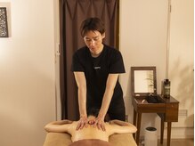 ザ プレザント 大倉山(the pleasant)/肩～背中