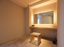 ナグ(Nagu)/メイクルーム