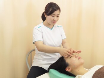 清澄駅前鍼灸整骨院/施術【美容鍼・美容矯正】