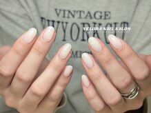 ヴェローラ(VELORA)/乳白色ワンカラー☆