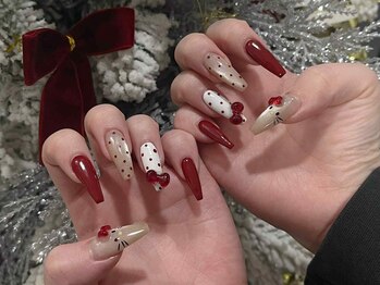 アミー(Amee)の写真/【新宿/長さだし/持ち込みOK】旬なネイルデザインを豊富にご用意☆自分色に彩って一気に垢抜け！