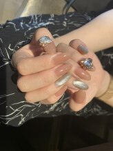 エスビューティー(es.beauty)/ワンカラー×ビジュー