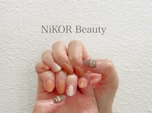 ニコルビューティー 高槻 南平台店(NiKOR beauty)/シンプルアート／5,000円～