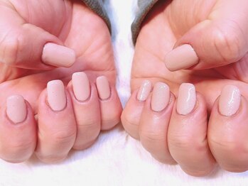 ネイルアンドビューティーサロン ブルーム(nail&beautysalon BLOOM)の写真/【長さだしなのに持ちが良い◎】まるで自爪のように自然でナチュラルな仕上がりに満足間違いなし♪