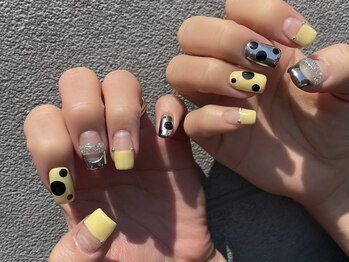 アンネ 伊丹店(ANNE)/イエローネイル