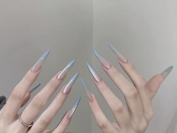 ミュウミュウ(miumiu)/冬限定ネイル特集