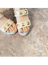 エレノア(ELENORE)/