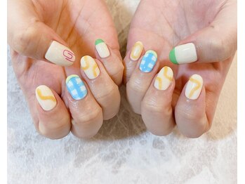 ネイルサロン ティフィン(tiffin)/~絵本のイメージネイル~