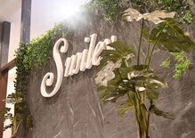 ビーワン スマイリー 日本橋店(B One Smiley)