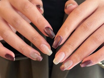 フィロンネイル 市川店(filonnail)の写真/filonnail独自デザインで日常にささやかな「スパイス」を。派手過ぎずシンプル過ぎない洗練されたデザイン*