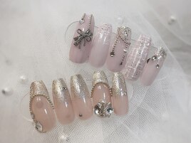 DOLL NAIL